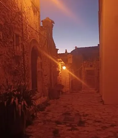 De Contra House Sessanio *